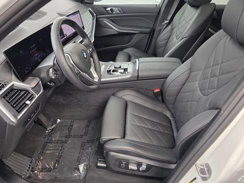 Certified 2026 BMW X5 sDrive40i w/ Premium Package RWD image 9