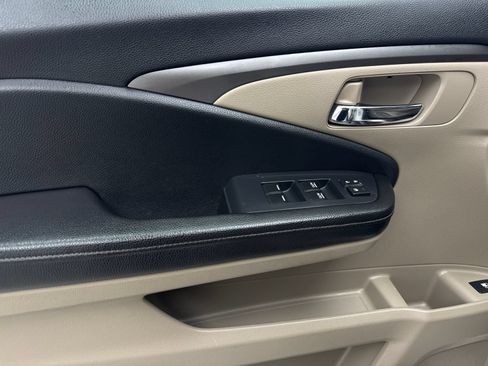 Used 2019 Honda Ridgeline RTL-T image 34