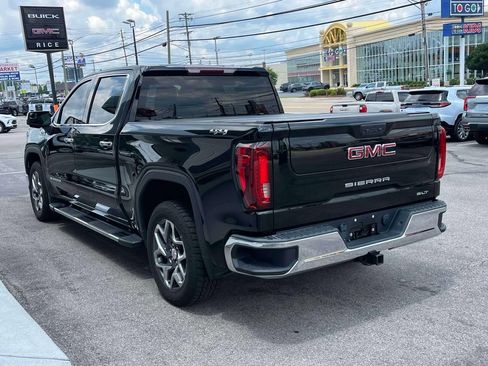 Used 2022 GMC Sierra 1500 SLT w/ SLT Convenience Package AWD/4WD image 5