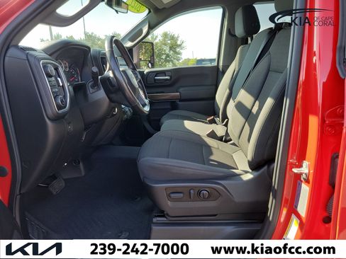 Used 2022 Chevrolet Silverado 2500 LT w/ Convenience Package AWD/4WD image 21