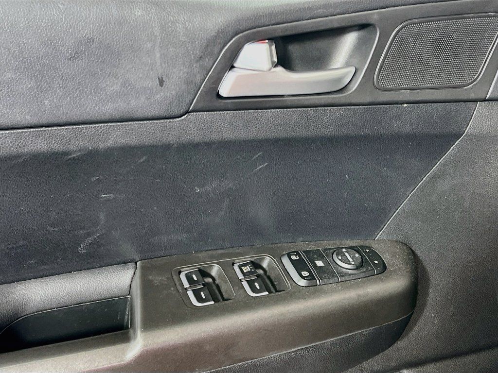 Certified 2022 Kia Sportage LX FWD image 11