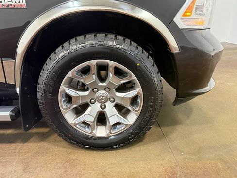 Used 2016 RAM 1500 Limited image 92