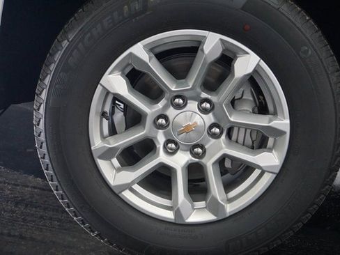 New 2026 Chevrolet Silverado 1500 LT image 4