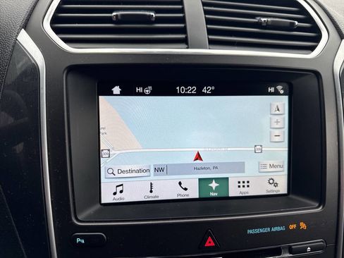 Used 2017 Ford Explorer Sport image 31