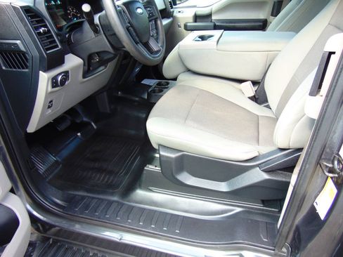 Used 2018 Ford F150 XL w/ Equipment Group 101A Mid AWD/4WD image 5