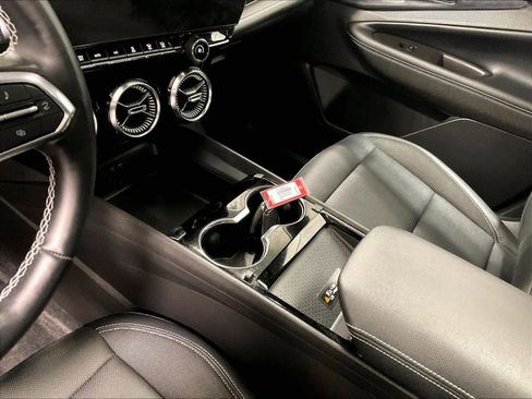 Used 2024 Chevrolet Blazer EV LT image 20