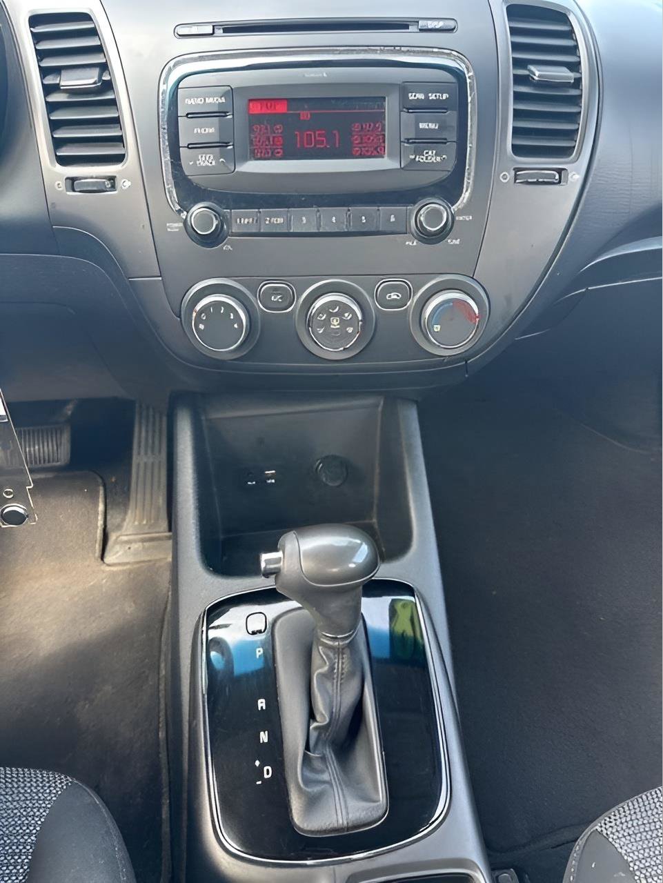 Used 2018 Kia Forte LX FWD image 15
