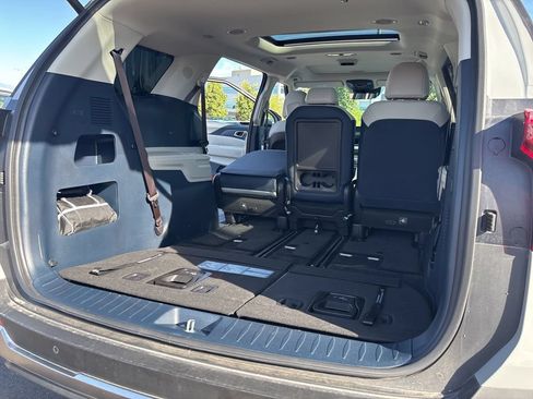 Certified 2026 Kia Carnival SX FWD image 16