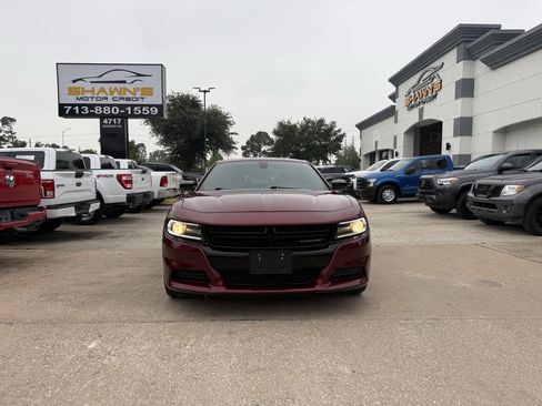 Used 2021 Dodge Charger SXT w/ Blacktop Package RWD image 40