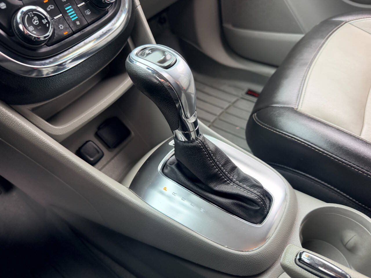 Used 2015 Buick Encore Leather AWD/4WD image 41