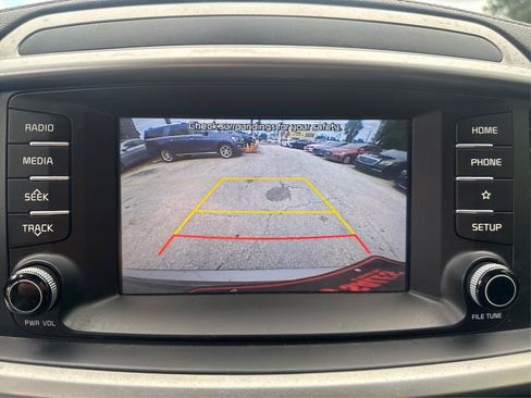 Used 2019 Kia Sorento AWD image 13