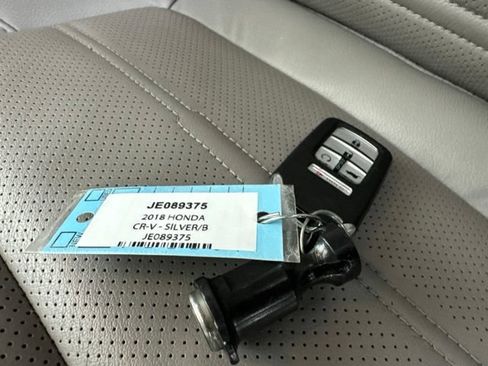 Used 2018 Honda CR-V Touring image 33