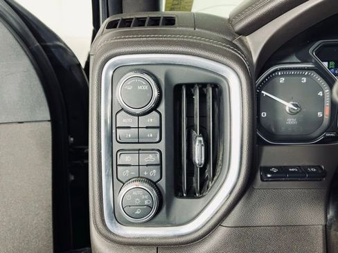Used 2021 GMC Sierra 3500 Denali w/ Denali Ultimate Package image 23