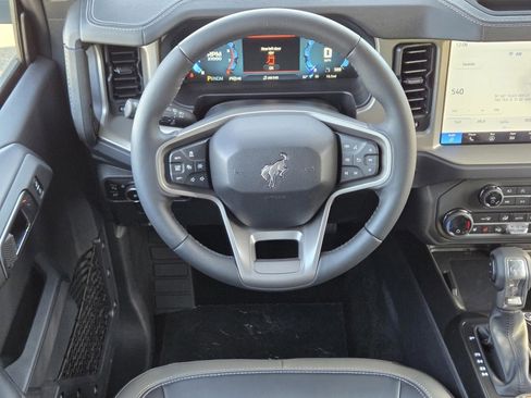 New 2025 Ford Bronco Outer Banks image 7