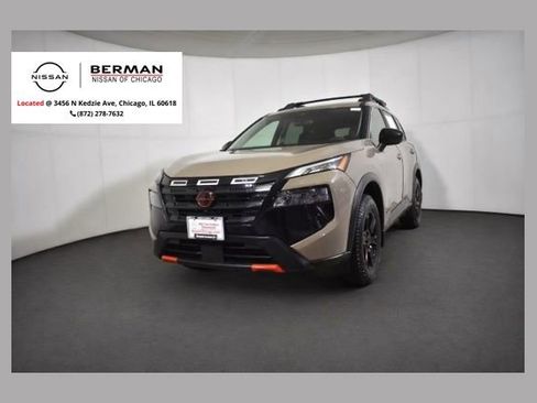Certified 2025 Nissan Rogue SV AWD/4WD image 1