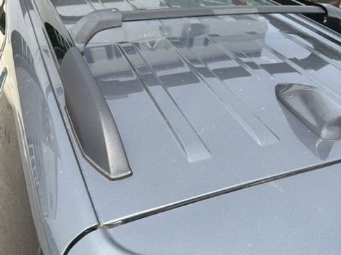 Used 2021 GMC Acadia SLT w/ Elevation Edition image 23