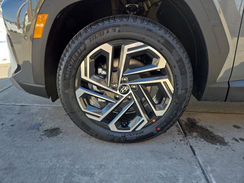 New 2026 Hyundai Tucson Limited image 11