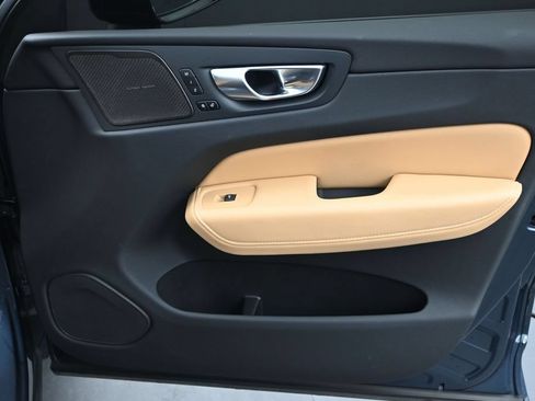 Certified 2024 Volvo XC60 B5 Ultimate AWD/4WD image 14