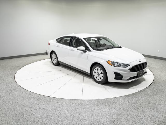 Used 2020 Ford Fusion S FWD image 25