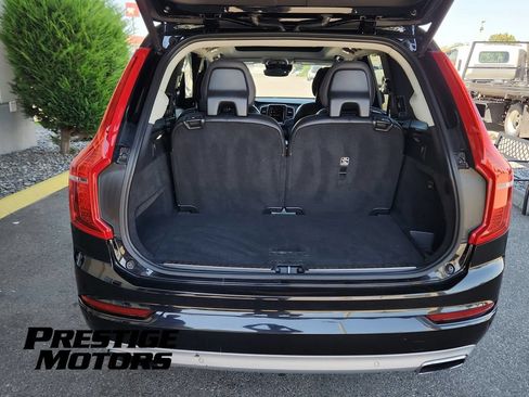 Used 2020 Volvo XC90 T6 Momentum AWD/4WD image 15