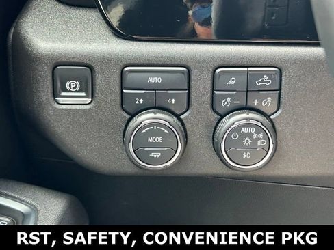 Used 2025 Chevrolet Silverado 1500 RST w/ Convenience Package II AWD/4WD image 19