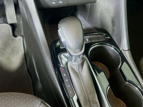 Used 2025 Buick Encore GX Preferred image 25