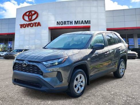 Used 2024 Toyota RAV4 LE FWD image 2