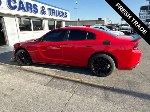 Used 2021 Dodge Charger SXT w/ Plus Group AWD/4WD image 4