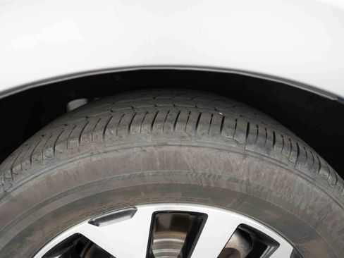 Used 2025 Honda Odyssey EX-L image 31