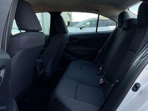 Used 2025 Toyota Corolla LE image 11