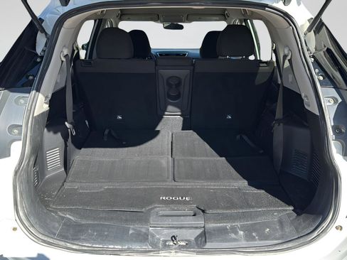 Used 2016 Nissan Rogue SV image 20