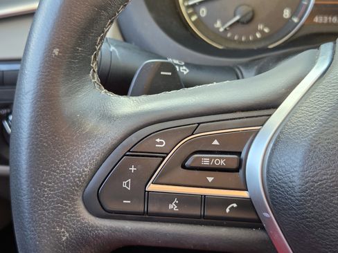 Used 2023 INFINITI QX50 Luxe image 22