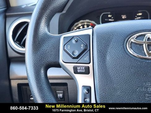 Used 2018 Toyota Tundra SR5 image 26