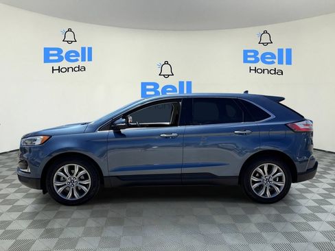 Used 2019 Ford Edge Titanium w/ Equipment Group 301A FWD image 2