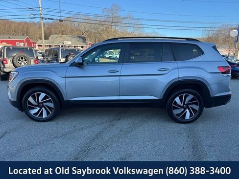 Certified 2024 Volkswagen Atlas SE image 8