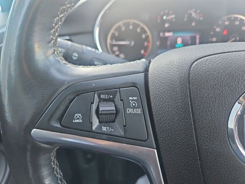 Used 2019 Buick Encore Essence image 14