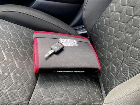 Used 2020 Mitsubishi Outlander Sport ES AWD/4WD image 9