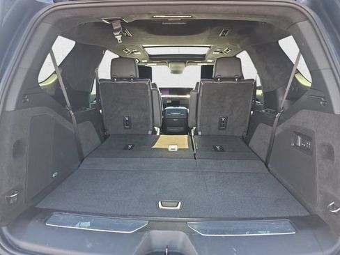 Certified 2025 Cadillac Escalade Sport Platinum AWD/4WD image 14
