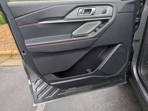 New 2026 Ford Explorer ST w/ Sun And Sound Package image 9