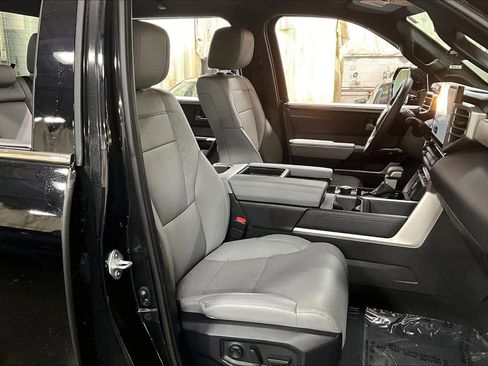 Certified 2025 Toyota Tundra Limited image 8