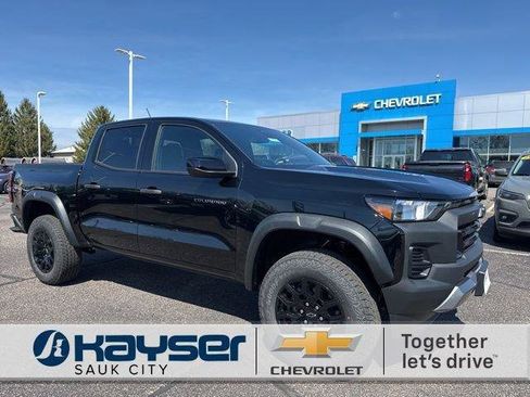 New 2026 Chevrolet Colorado Trail Boss AWD/4WD image 1