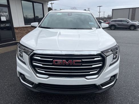 Used 2024 GMC Terrain SLT image 10