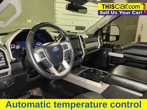 Used 2020 Ford F250 Lariat w/ Lariat Value Package AWD/4WD image 13