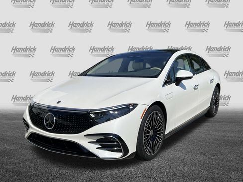 Used 2022 Mercedes-Benz EQS 580 4MATIC Sedan image 5