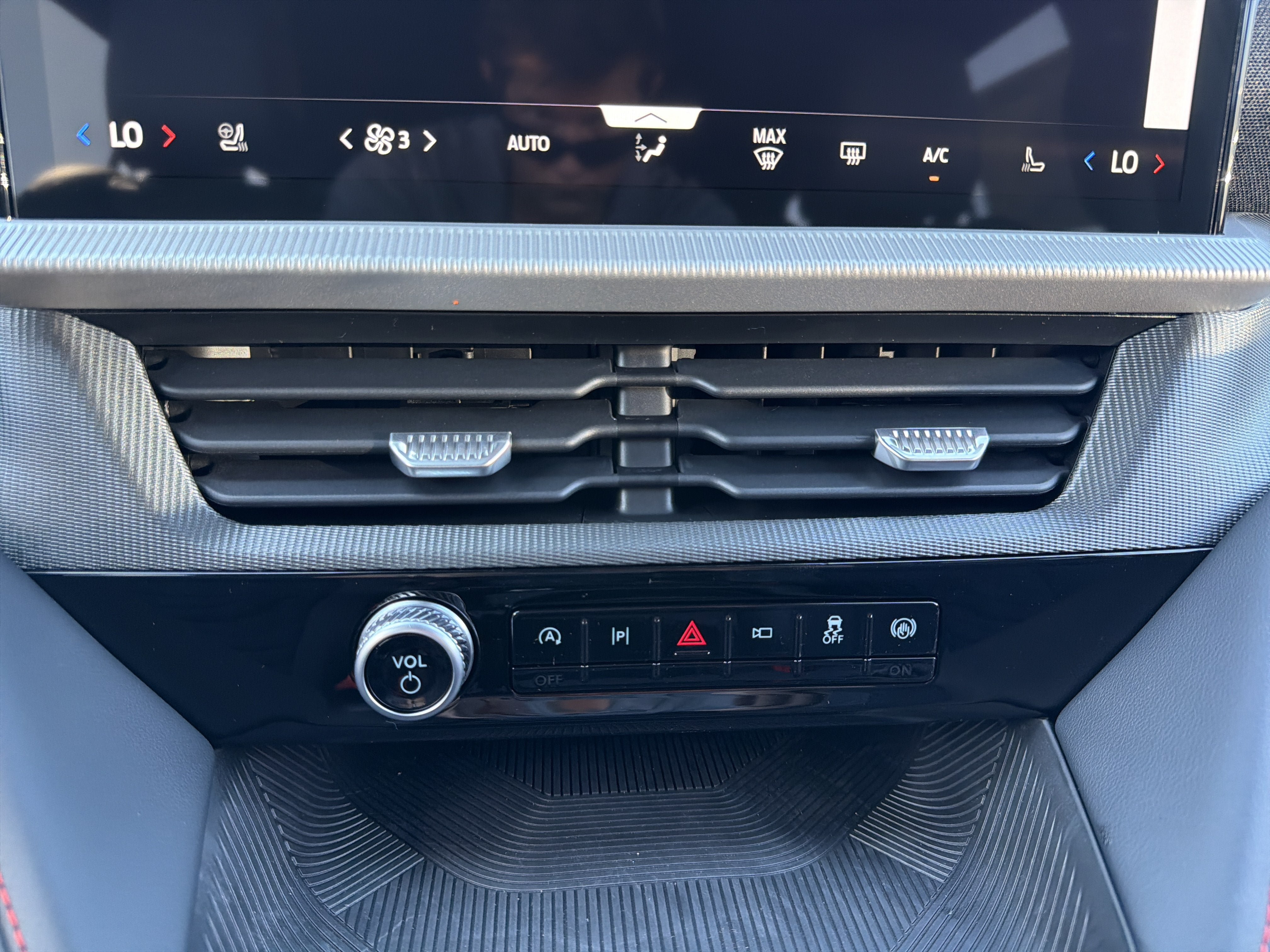 New 2027 Ford Explorer ST-Line AWD/4WD image 18