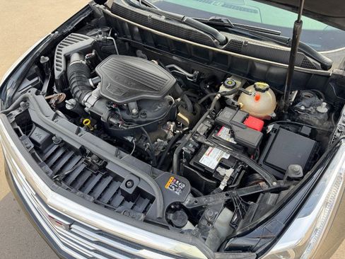 Used 2018 Cadillac XT5 Luxury image 24