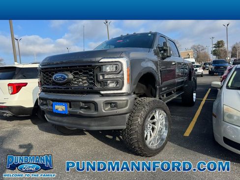 Used 2023 Ford F350 Lariat w/ Lariat Ultimate Package image 1
