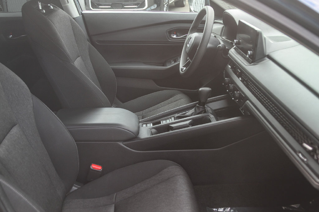 Used 2024 Honda Accord EX image 13