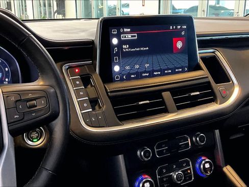 Used 2022 GMC Yukon SLE w/ Gmc Pro Safety Plus Package image 7