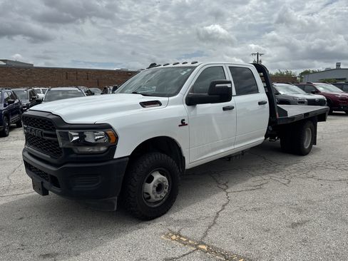 Used 2024 RAM 3500 Tradesman w/ Max Tow Package AWD/4WD image 7